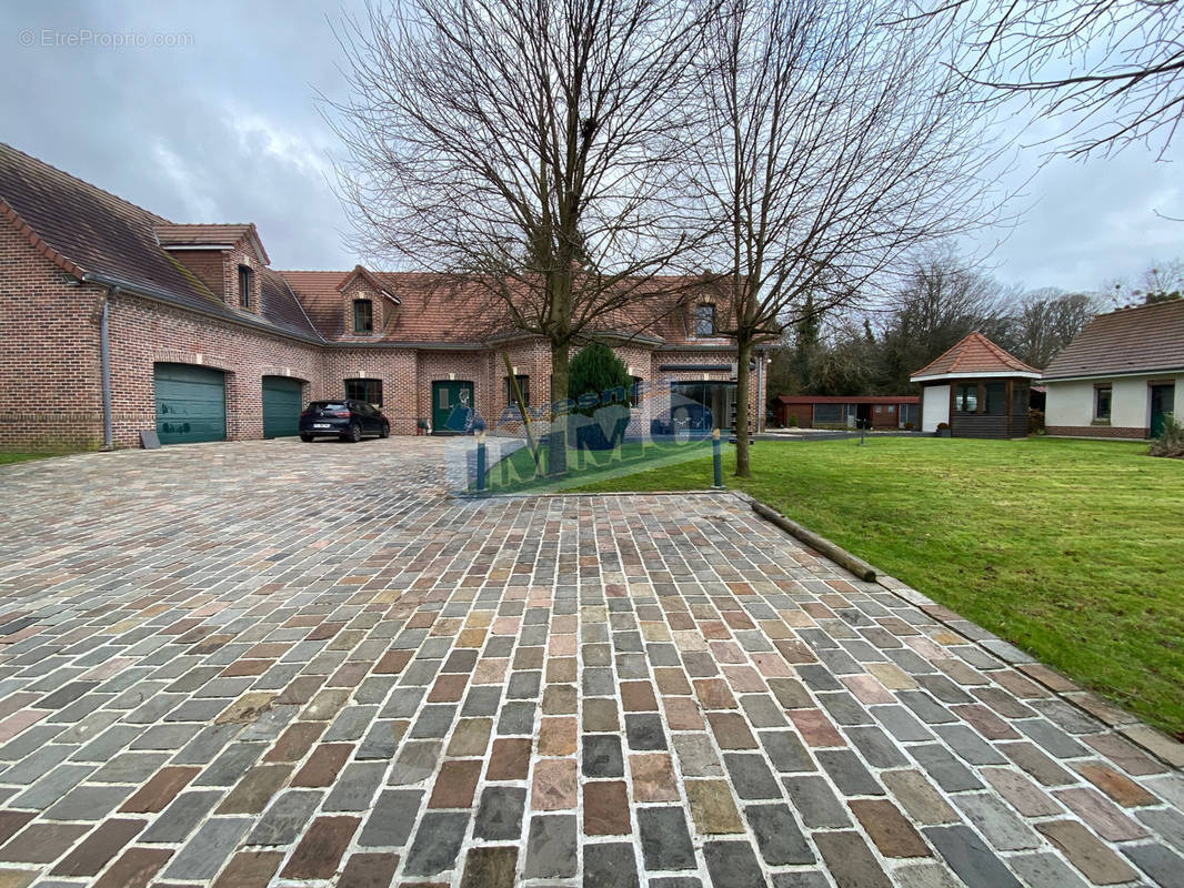 Maison à SAINT-POL-SUR-TERNOISE