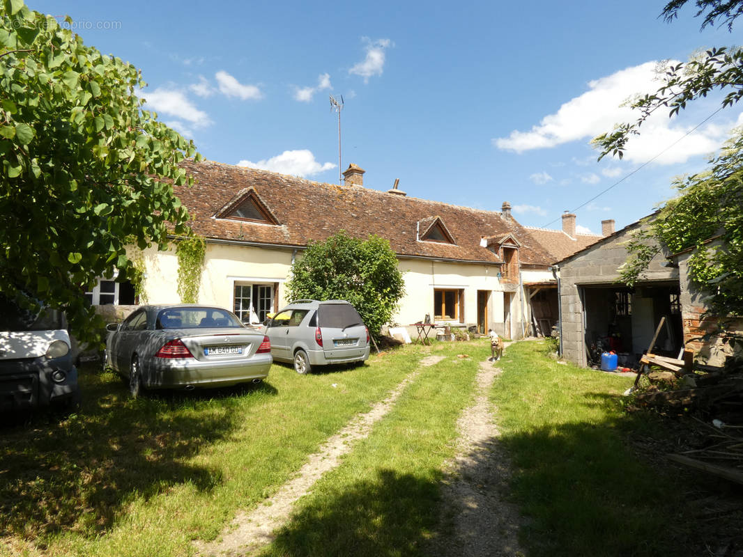 Maison à JURANVILLE