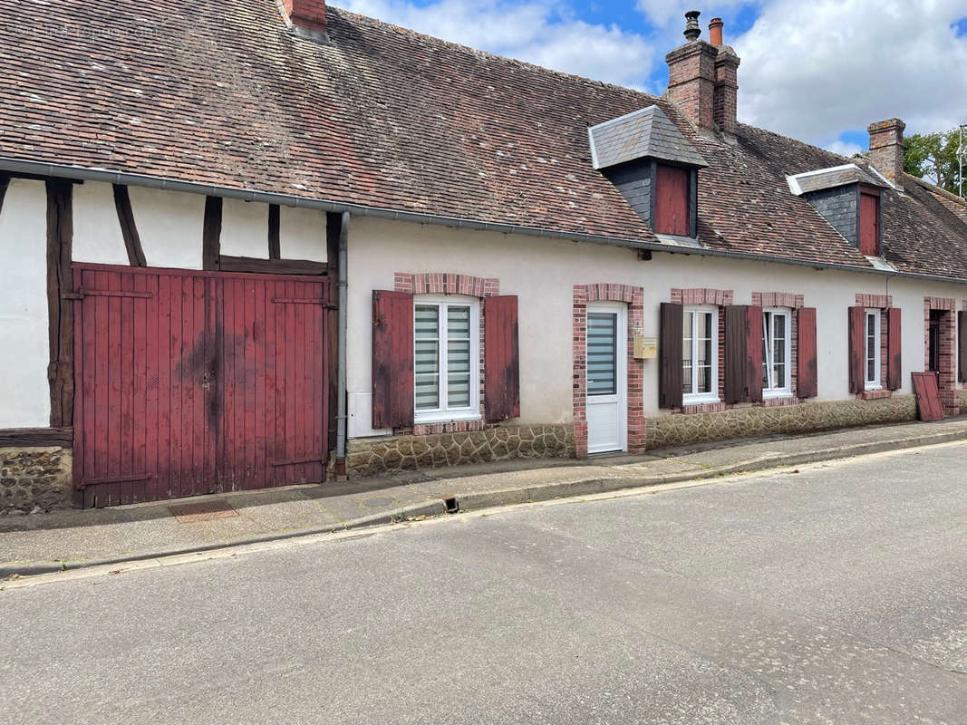 Maison à LA NEUVE-LYRE