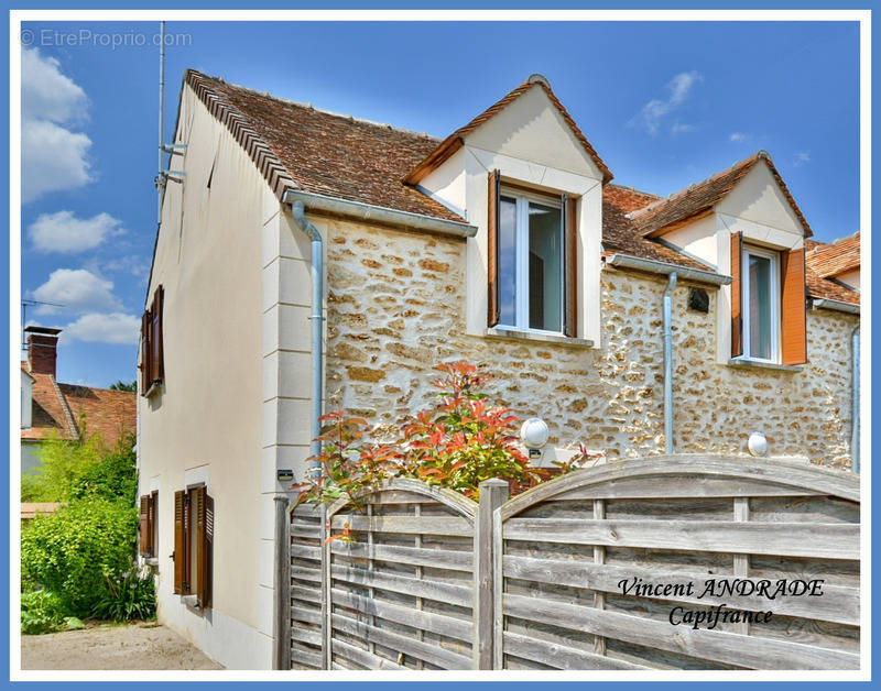 Maison à MAROLLES-EN-HUREPOIX