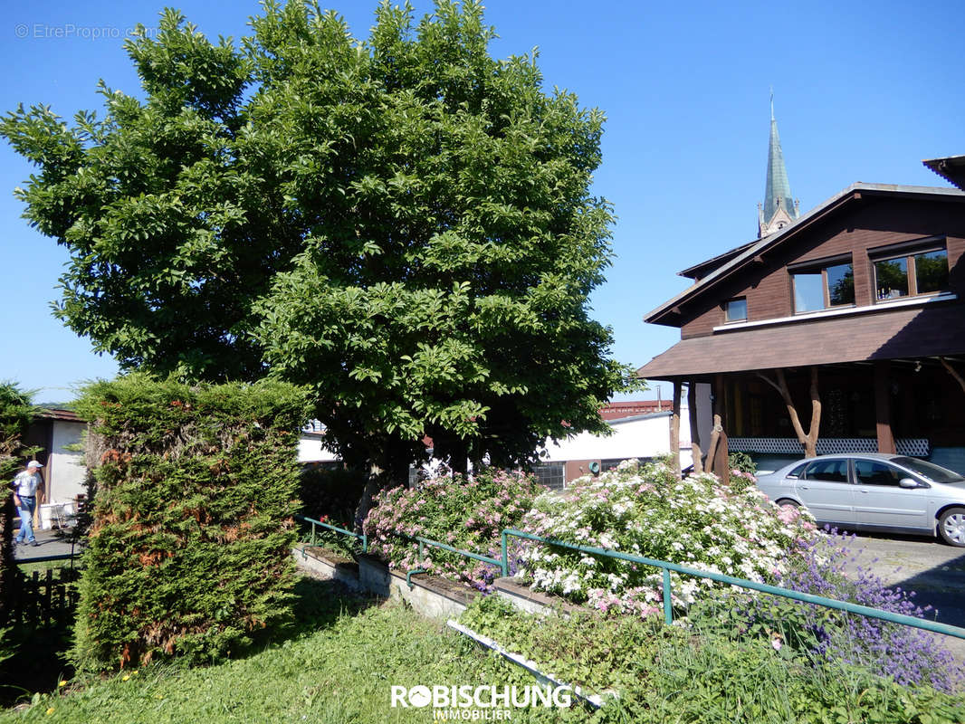 Maison à BALLERSDORF