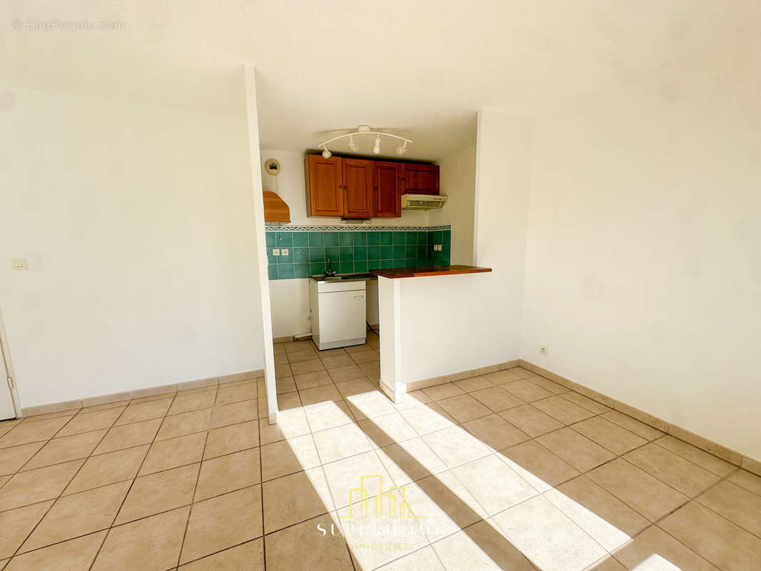 Appartement à MARSEILLE-13E