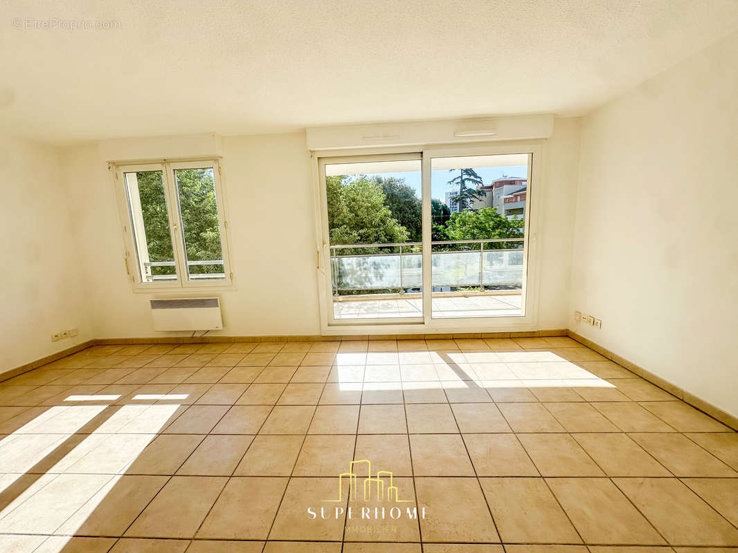 Appartement à MARSEILLE-13E