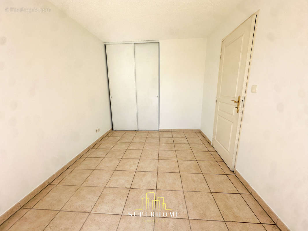 Appartement à MARSEILLE-13E