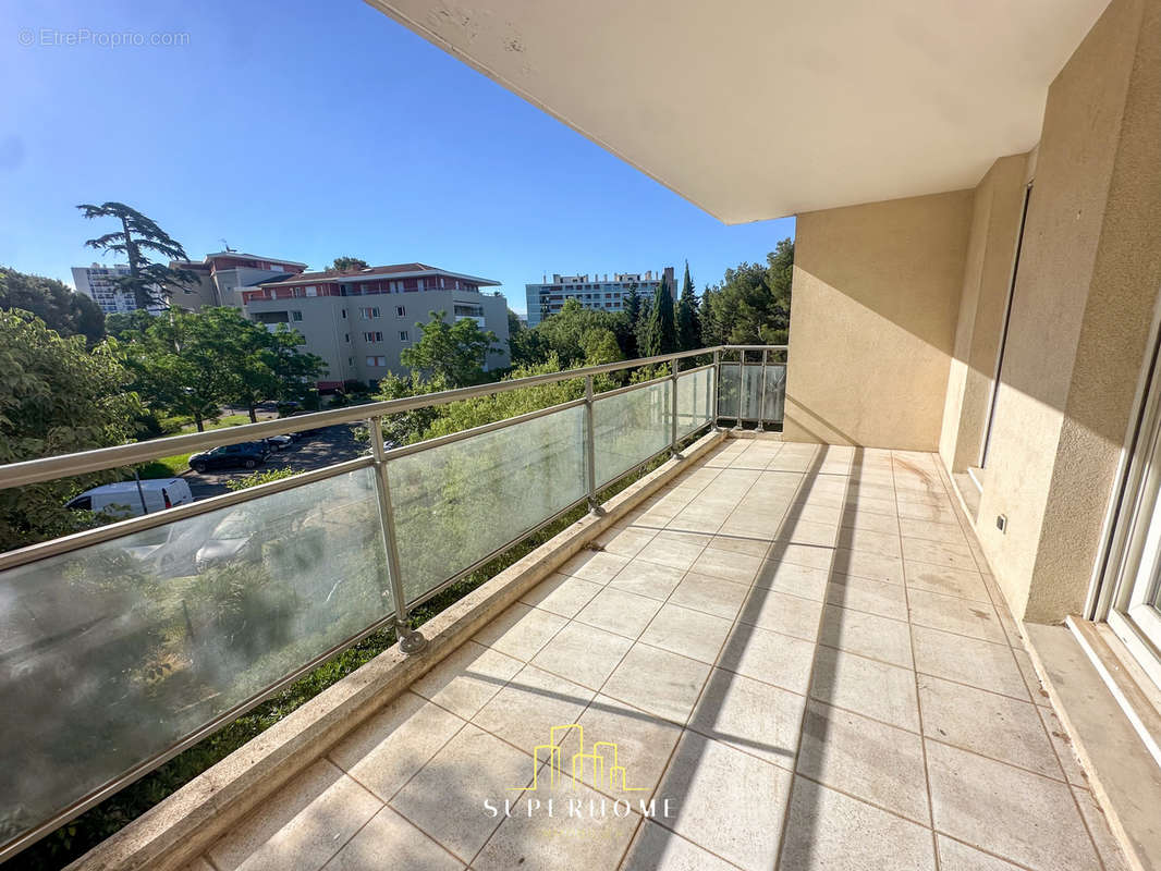 Appartement à MARSEILLE-13E