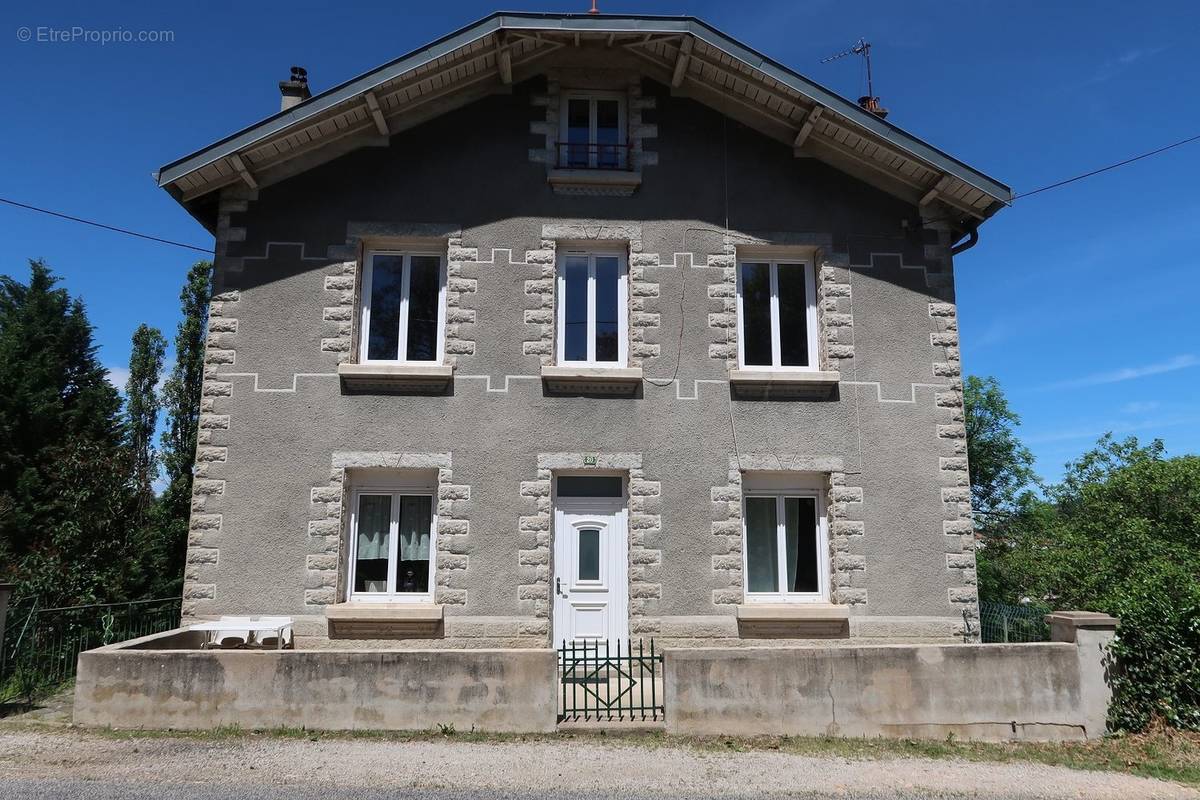 Maison à RETOURNAC