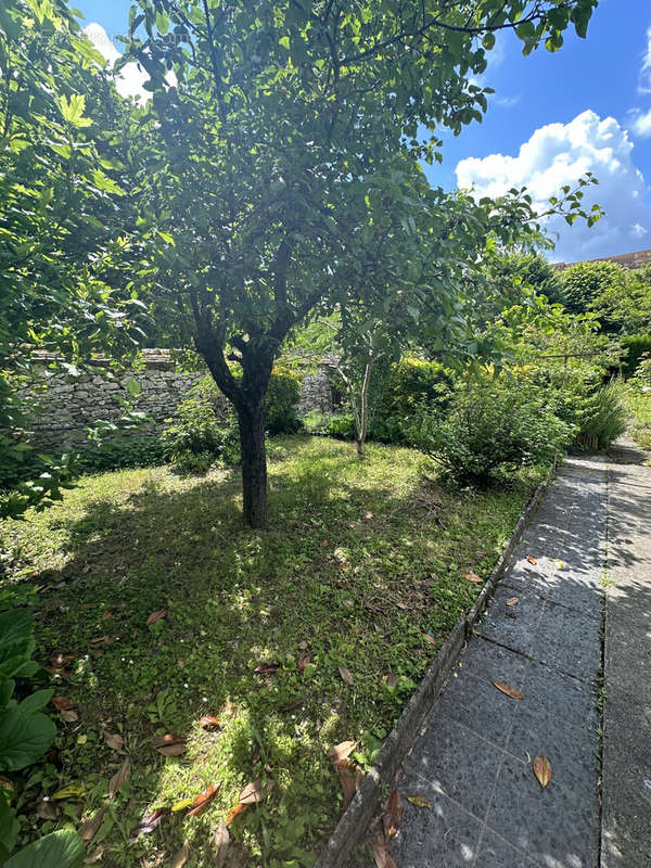 Maison à CHAMPAGNE-SUR-SEINE