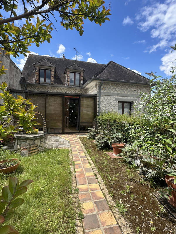 Maison à CHAMPAGNE-SUR-SEINE