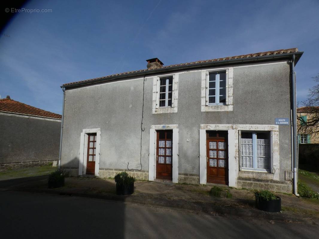 Maison à SAINTE-HERMINE