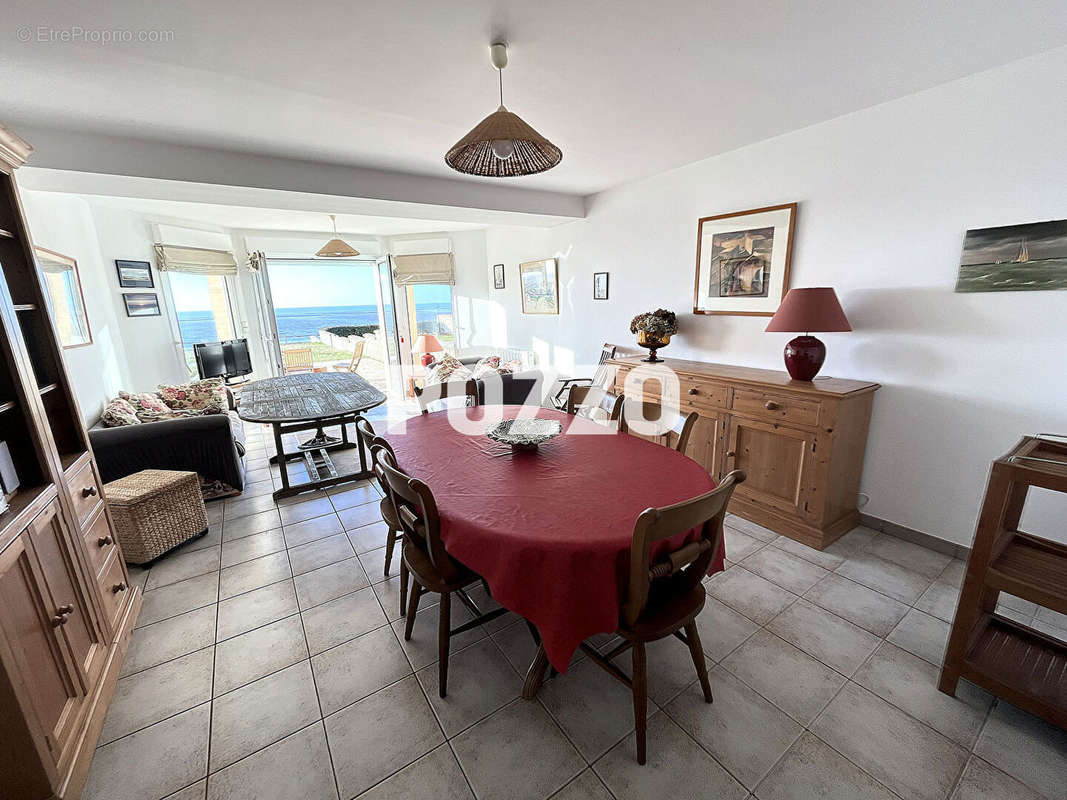 Appartement à SAINT-PAIR-SUR-MER