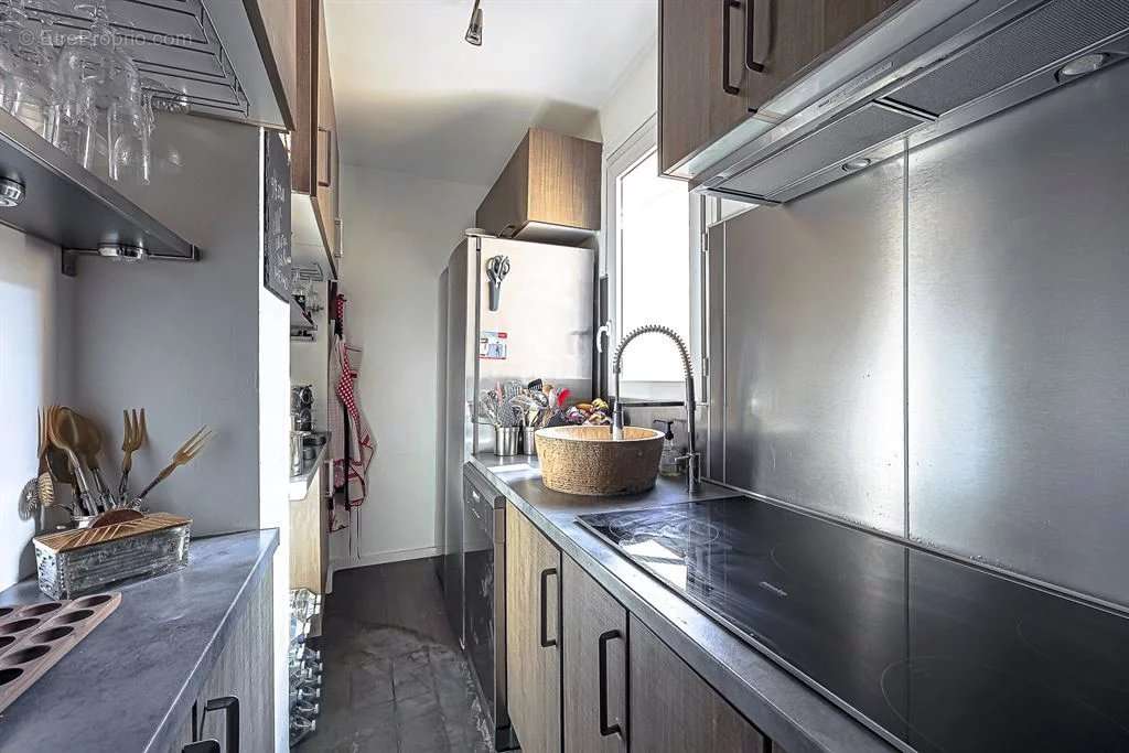 Appartement à PARIS-15E