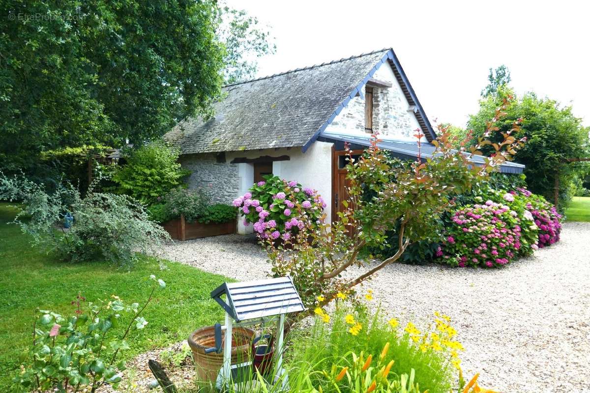 Maison à SAINT-MELAINE-SUR-AUBANCE