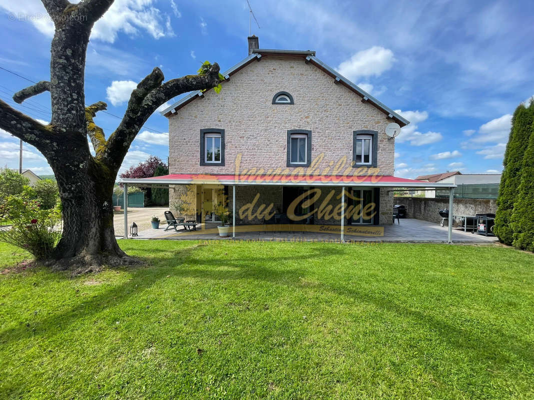 Maison à FONTAINE-LES-LUXEUIL