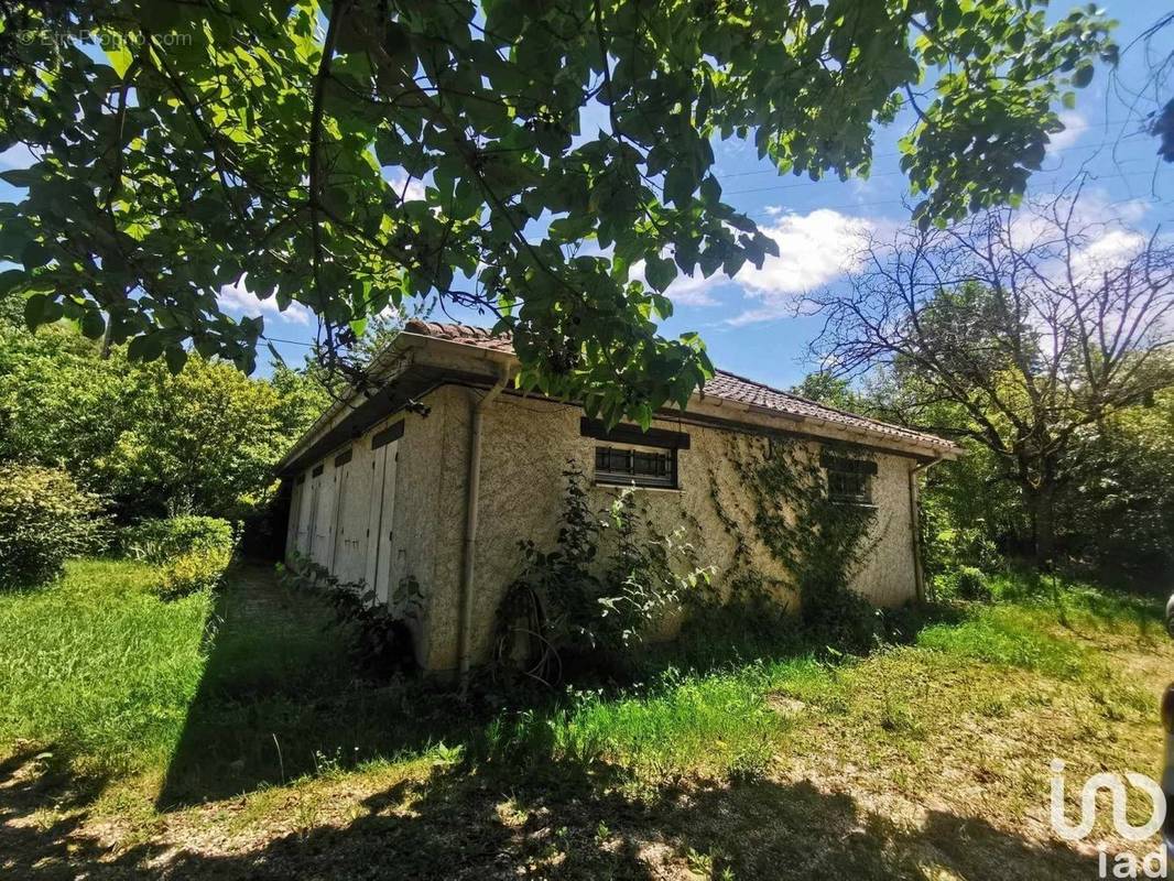 Photo 2 - Maison à TERRASSON-LAVILLEDIEU