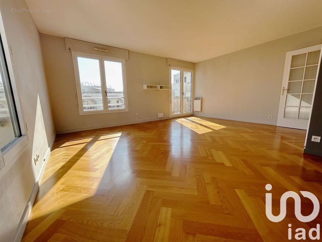 Photo 3 - Appartement à ISSY-LES-MOULINEAUX