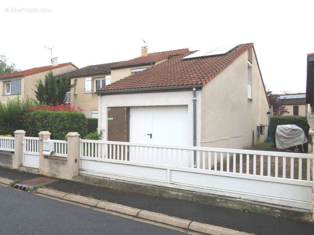 Maison à COURNON-D&#039;AUVERGNE