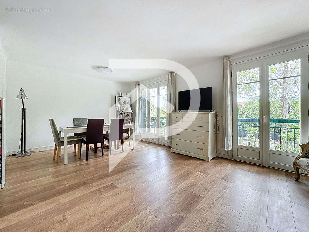 Appartement à RUEIL-MALMAISON