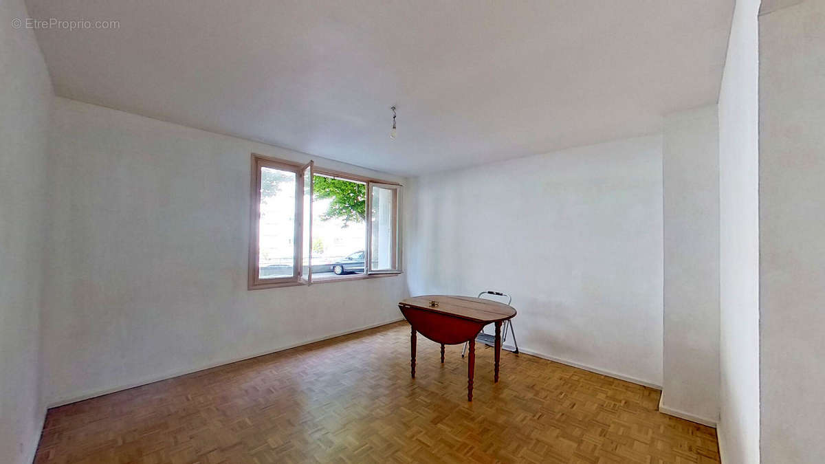 Appartement à LYON-8E