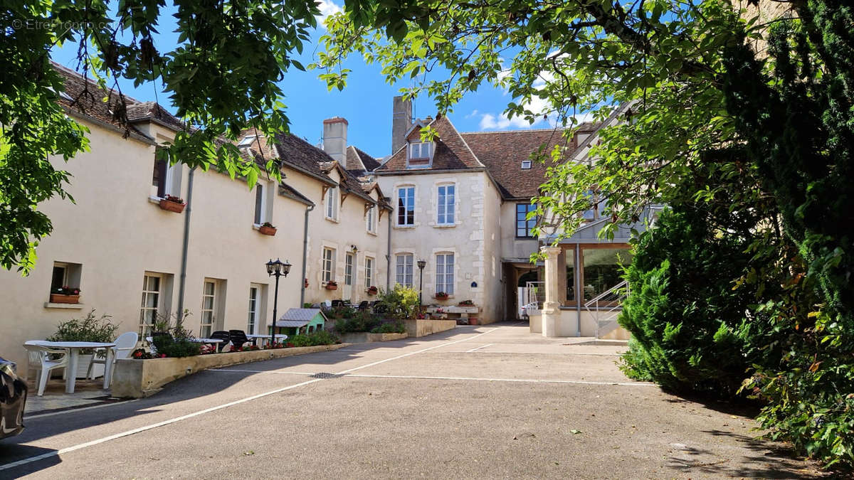 Commerce à CHABLIS