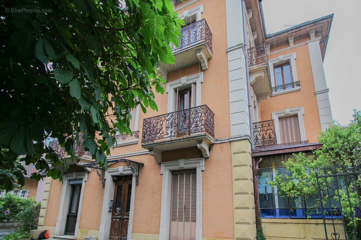 Appartement à AIX-LES-BAINS