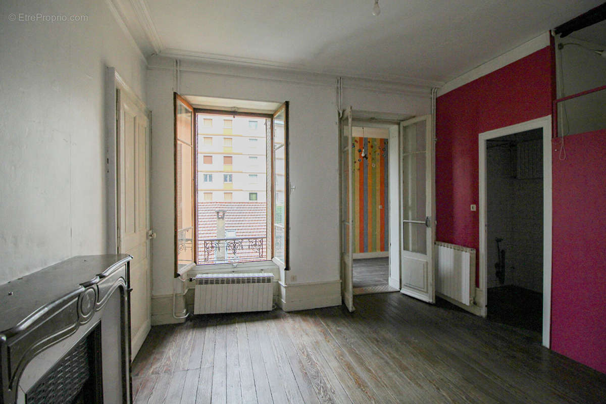 Appartement à AIX-LES-BAINS