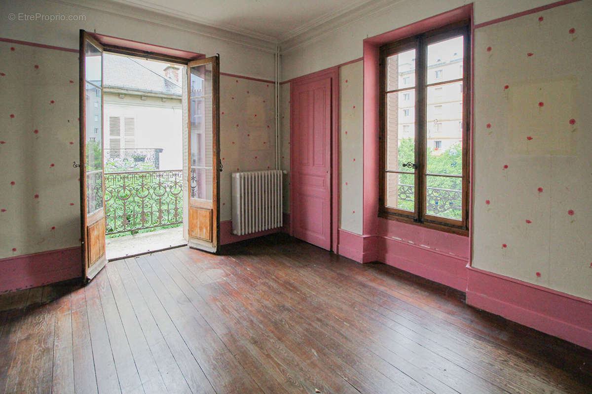 Appartement à AIX-LES-BAINS