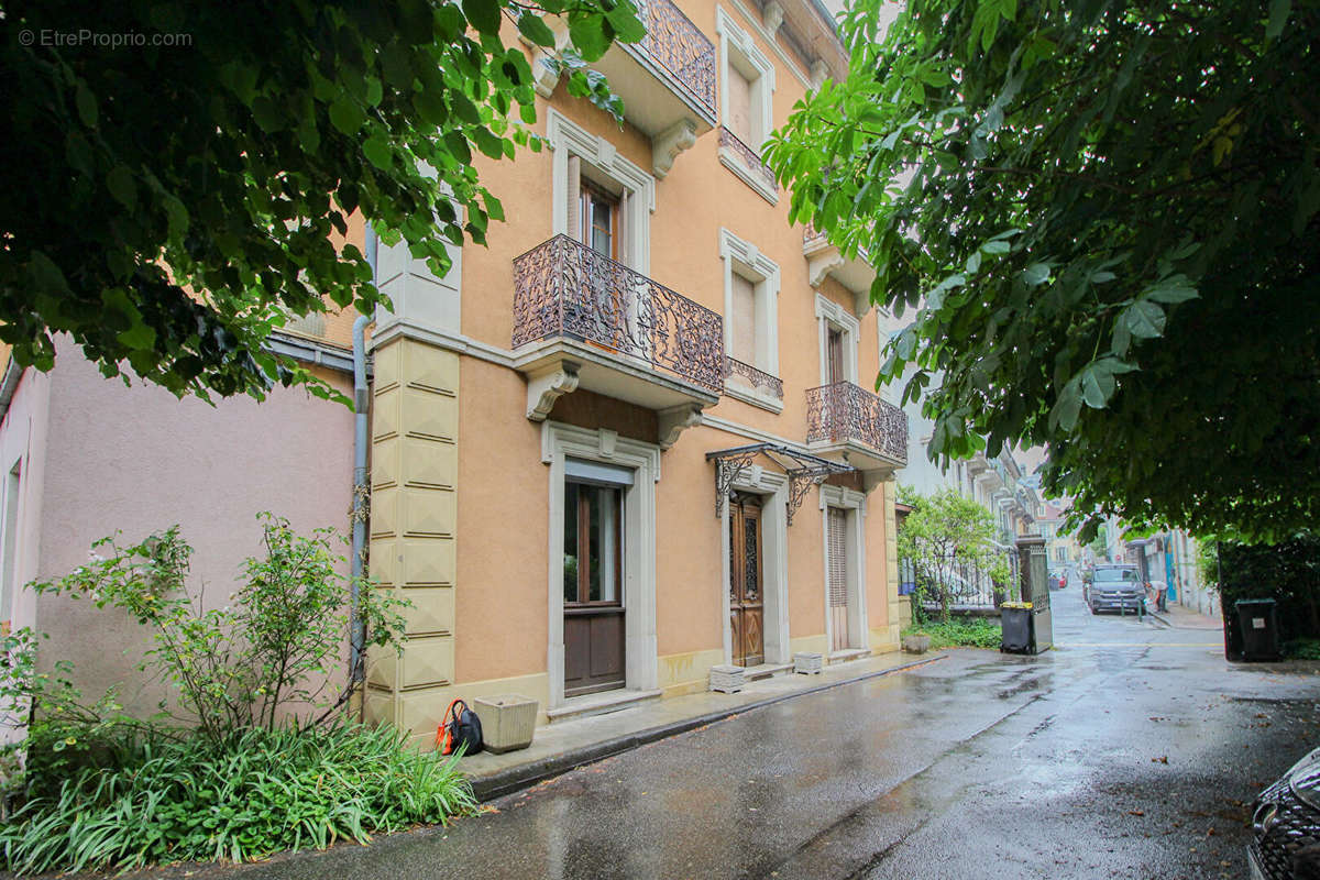 Appartement à AIX-LES-BAINS