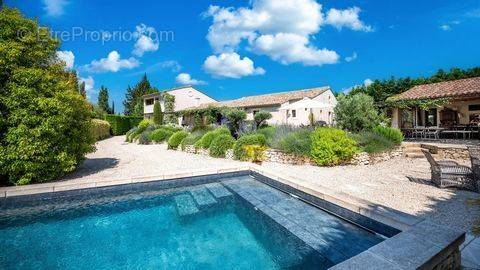 Maison à MAUSSANE-LES-ALPILLES