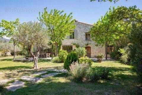 Maison à LOURMARIN