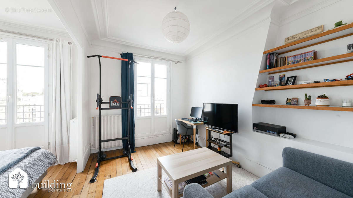 Appartement à LEVALLOIS-PERRET