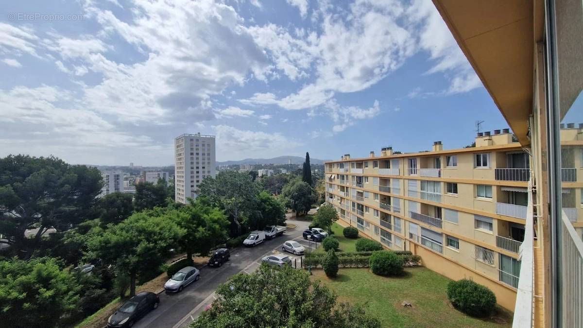 Appartement à MARSEILLE-13E