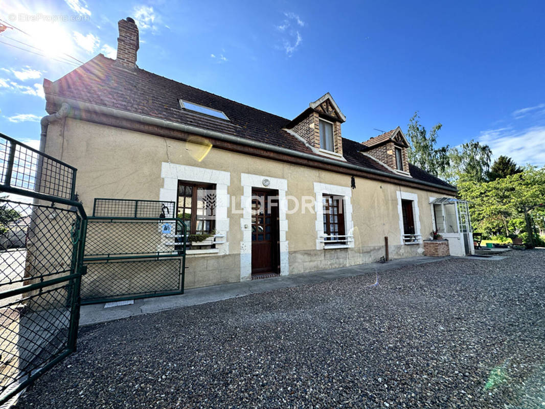 Maison à HONDAINVILLE