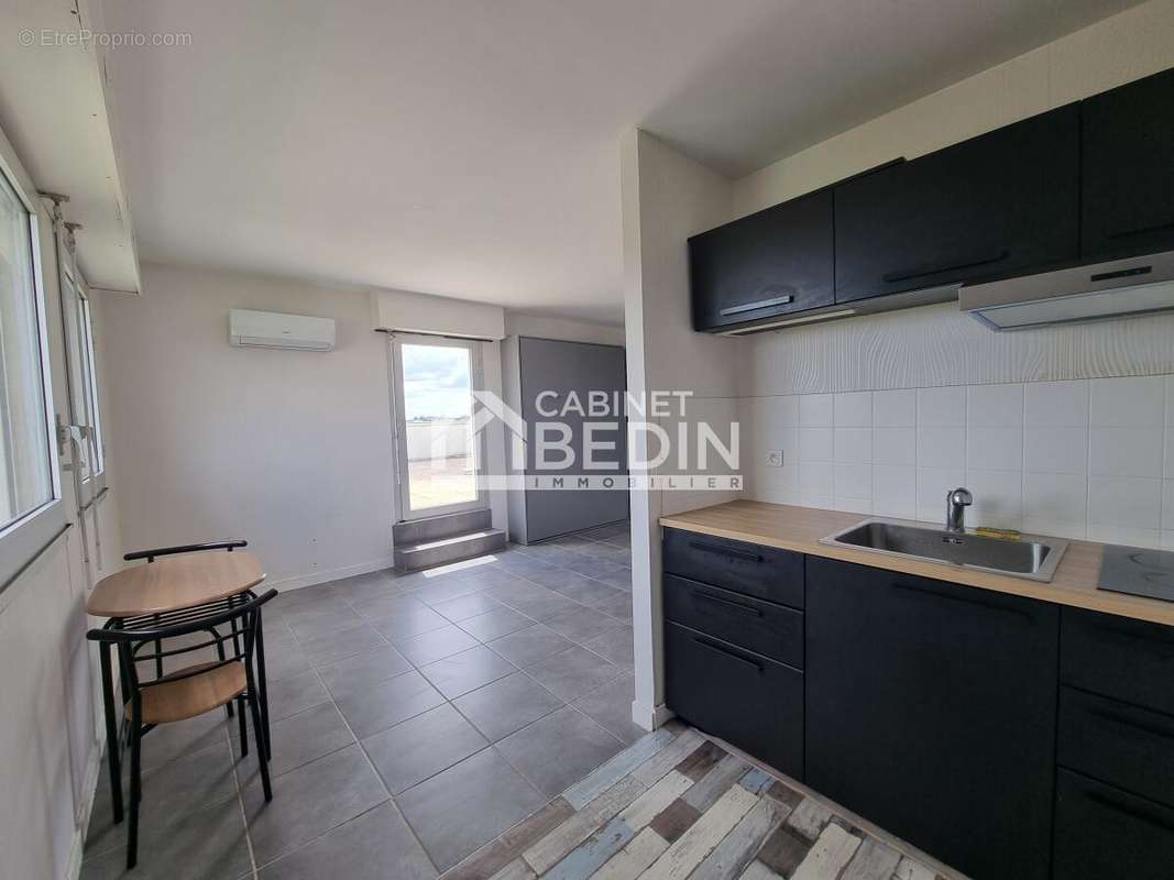 Appartement à BORDEAUX