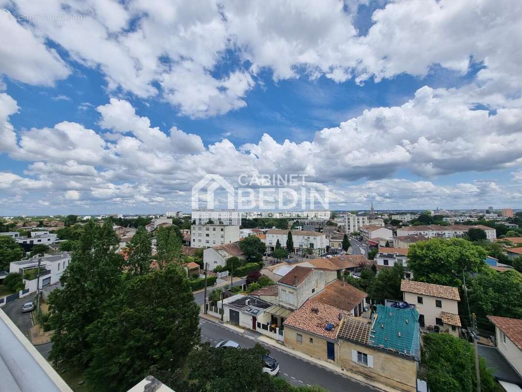 Appartement à BORDEAUX