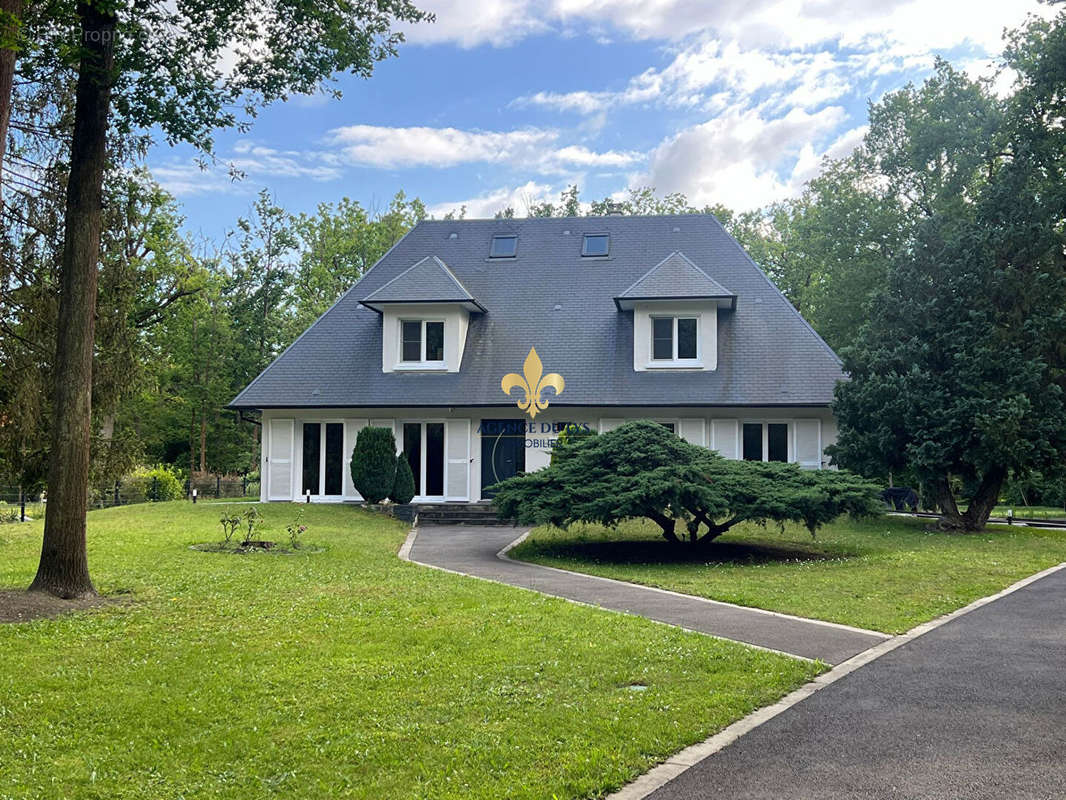 Maison à LAMORLAYE