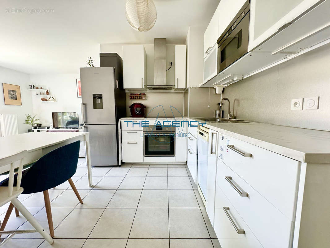 Appartement à MARSEILLE-9E