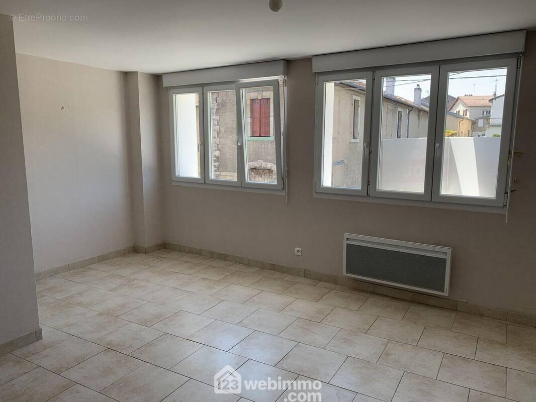 Appartement à SAMPIGNY