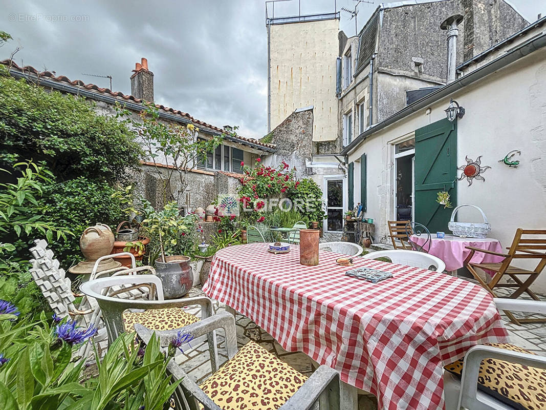 Maison à PARTHENAY