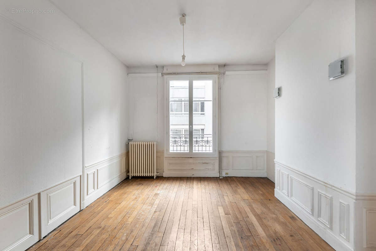 Appartement à PARIS-20E