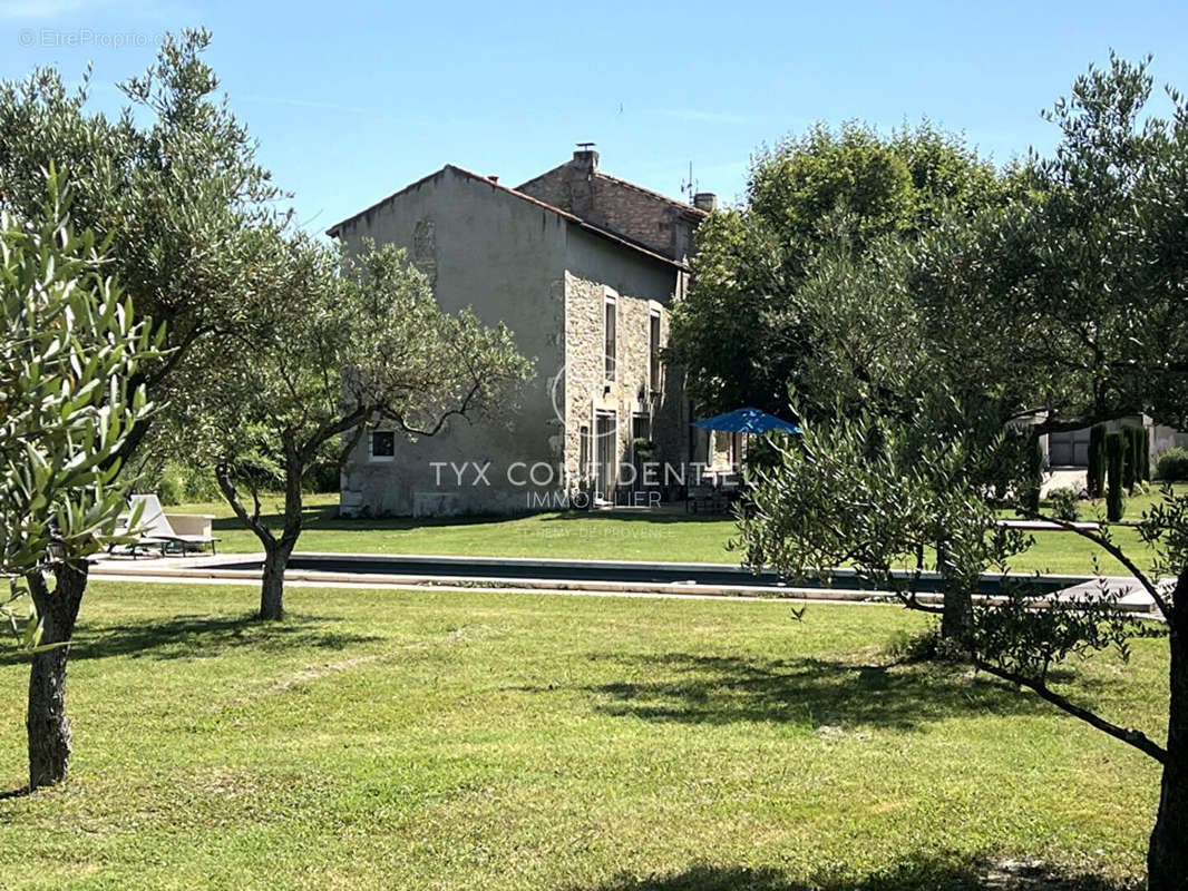 Maison à SAINT-REMY-DE-PROVENCE