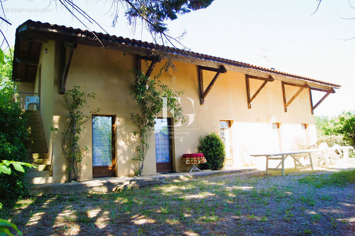 Maison à COUX-ET-BIGAROQUE