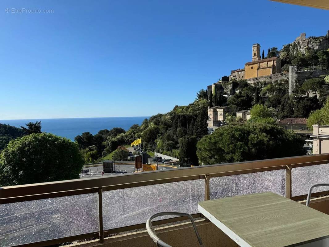 Appartement à EZE