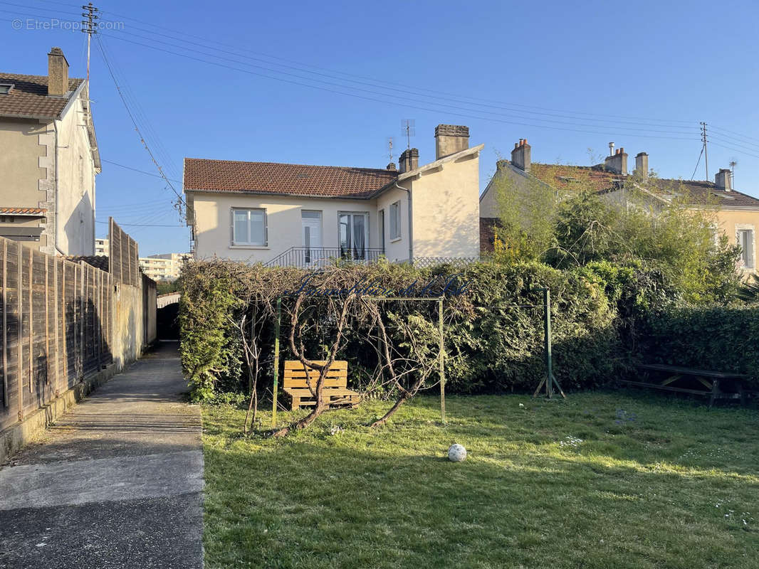 Jardin - Appartement à PERIGUEUX