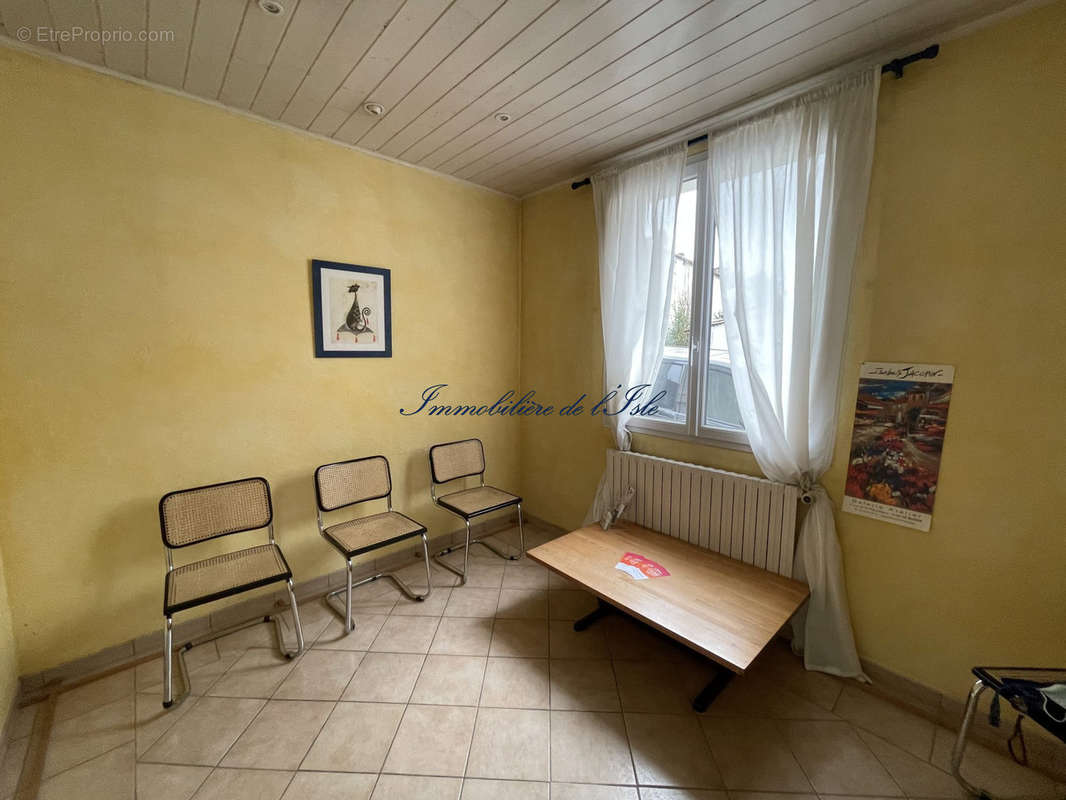 Salle d&#039;attente - Appartement à PERIGUEUX