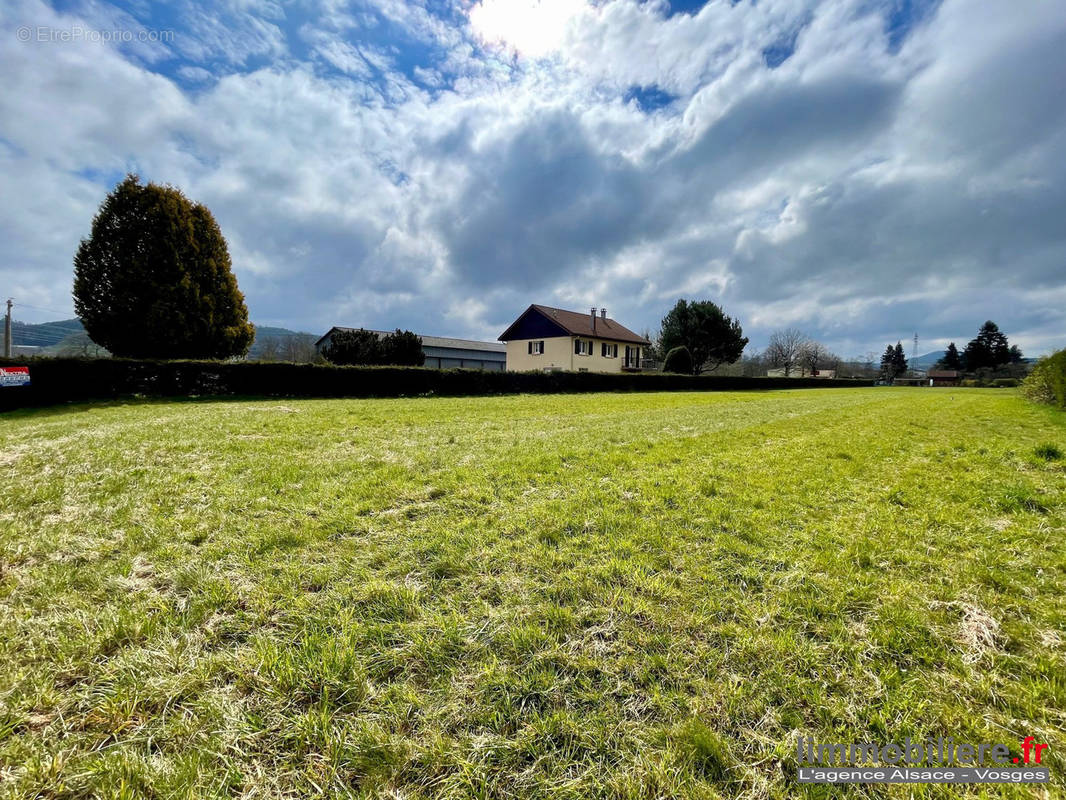 Terrain à CORCIEUX