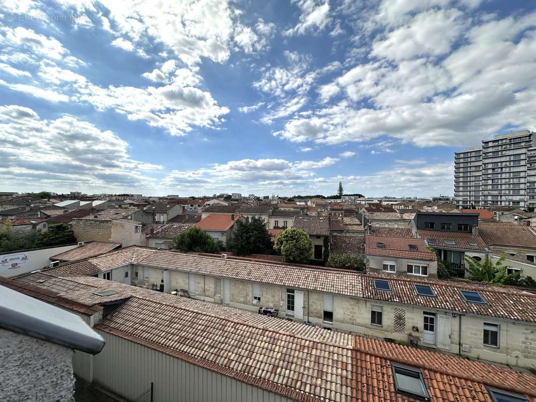 Appartement à BORDEAUX