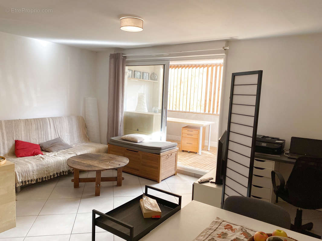 Appartement à MARSEILLE-8E