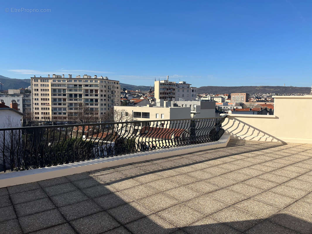 Maison à CLERMONT-FERRAND