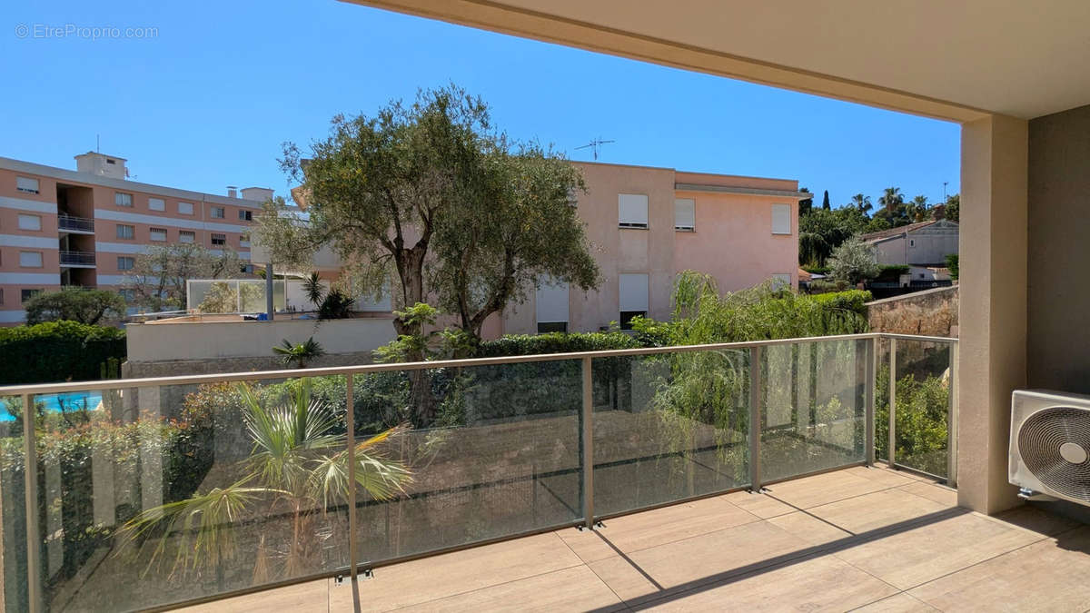 Appartement à ROQUEBRUNE-CAP-MARTIN