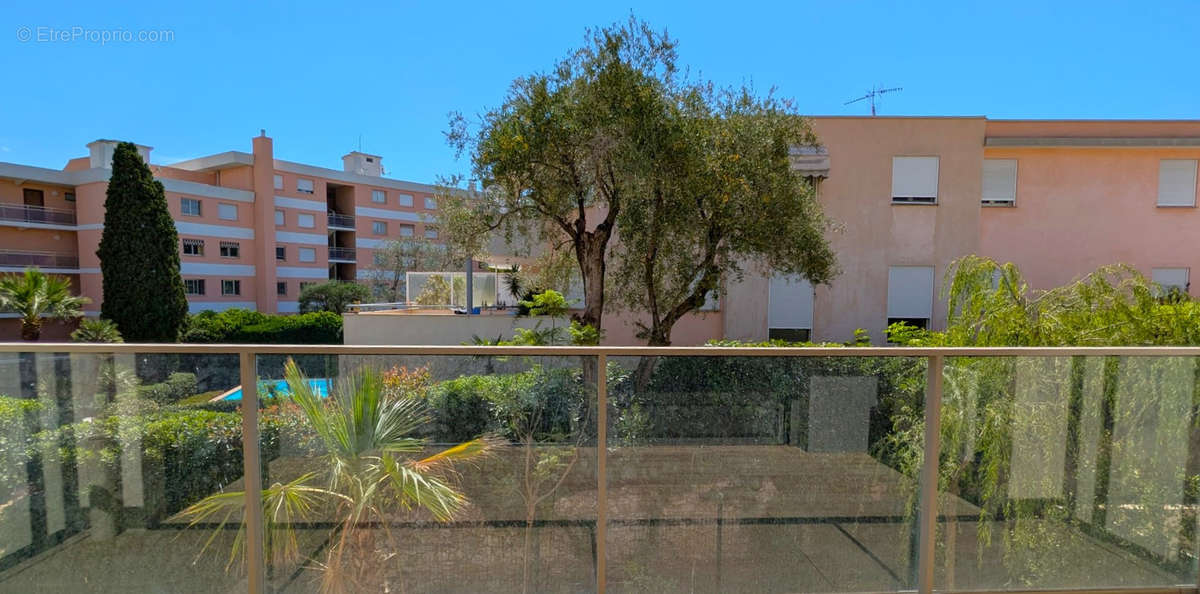 Appartement à ROQUEBRUNE-CAP-MARTIN